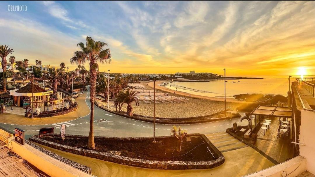 Beach House Costa Teguise Bagian luar foto